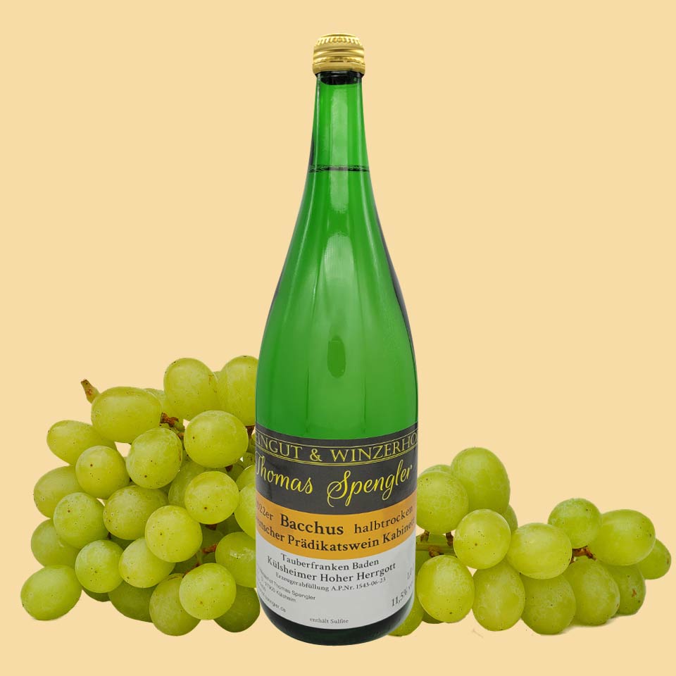 2022er Bacchus halbtrocken - Deutscher Prädikatswein - 1L Flasche mit Etikett